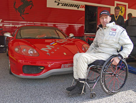 Ferrarien var et stort hit for tilskuerne i pitten på Padborg Park.